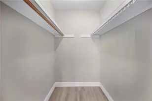 1920 E Edgewood Dr, Lakeland, FL 33803 - Photo 12