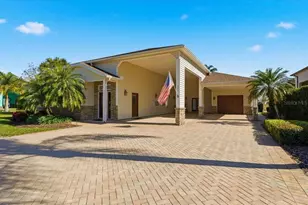 451 Motorcoach Dr S, Polk City, FL 33868 - Photo 2