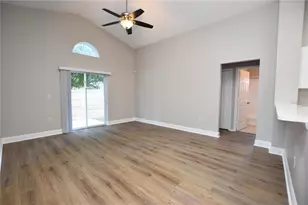 141 Osprey Heights Dr, Winter Haven, FL 33880 - Photo 2