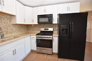 1317 E Myrtle St, Lakeland, FL 33801 - Photo 4