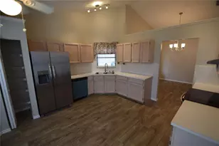 6022 Crane Dr, Lakeland, FL 33809 - Photo 4