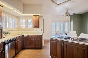 555 Lake Hollingsworth Dr, Lakeland, FL 33803 - Photo 40