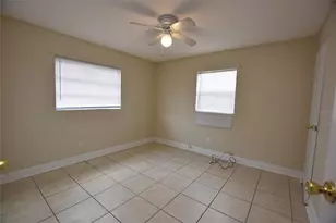 1804 Elk Dr, Lakeland, FL 33801 - Photo 10