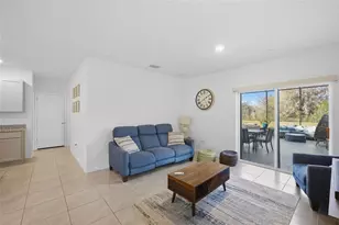 1651 Hazy Sea Dr, Plant City, FL 33565 - Photo 10