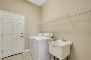 6743 Hillis Dr, Lakeland, FL 33813 - Photo 38