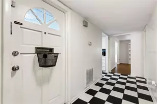 512 Cameo Dr, Lakeland, FL 33803 - Photo 2