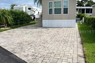 2414 Limewood Ave, Clermont, FL 34714 - Photo 2