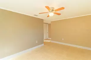 114 E Northside Dr, Lake Wales, FL 33853 - Photo 4