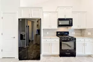 1471 Eagle Crest Blvd, Winter Haven, FL 33881 - Photo 8