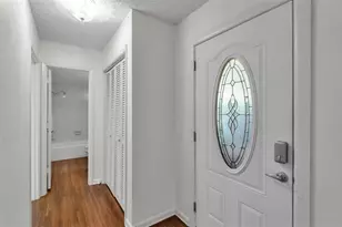 487 Lake Carolyn Cir, Lakeland, FL 33813 - Photo 6