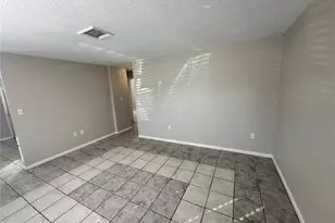 845 Castle Way, Lakeland, FL 33803 - Photo 4