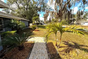 2324 Creek Side Dr, Lakeland, FL 33811 - Photo 46