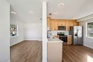 13929 2nd St, Dade City, FL 33525 - Photo 8