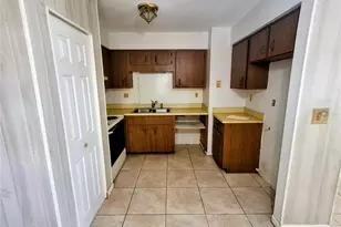 112 Amy Cir, Lakeland, FL 33809 - Photo 6