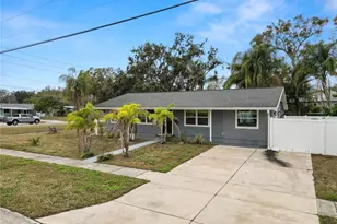 8100 Overlook Pl NE, Saint Petersburg, FL 33702 - Photo 34