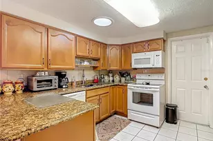 1646 Cockleshell Dr, Holiday, FL 34690 - Photo 10