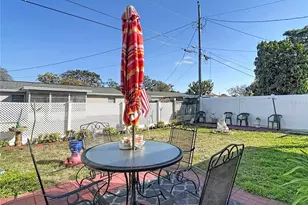 1646 Cockleshell Dr, Holiday, FL 34690 - Photo 32