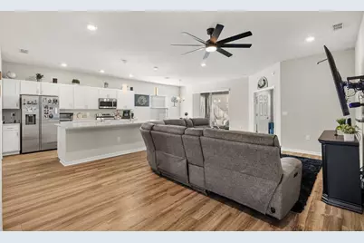 1056 Aruba Avenue, Mulberry, FL 33860 - Photo 4