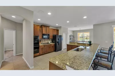 5631 Superior Drive, Lakeland, FL 33805 - Photo 12