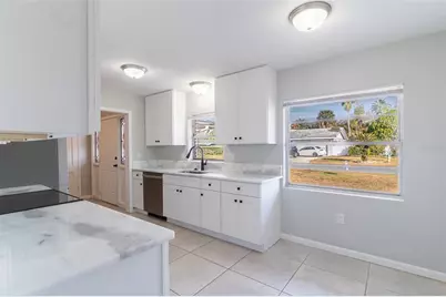 124 Shelley Drive, Winter Haven, FL 33884 - Photo 4