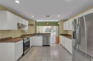 4024 Windchime Ln, Lakeland, FL 33811 - Photo 8