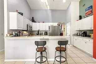 1703 Oakwood Estates Dr, Plant City, FL 33563 - Photo 14