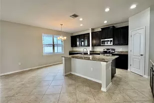 2005 Via Napoli St, Plant City, FL 33566 - Photo 6