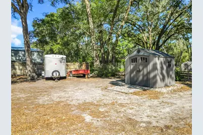 143 E Lemon Street, Lady Lake, FL 32159 - Photo 48