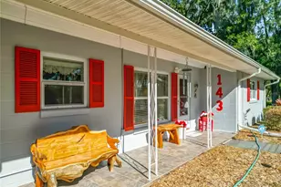 143 E Lemon St, Lady Lake, FL 32159 - Photo 8