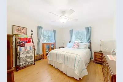 143 E Lemon Street, Lady Lake, FL 32159 - Photo 32