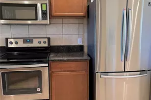 489 Enclave Pl, Lakeland, FL 33803 - Photo 12