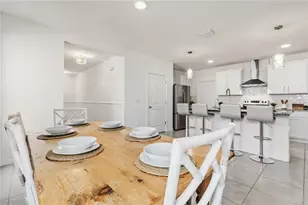 3307 Hilltop Cir, Bradenton, FL 34211 - Photo 14