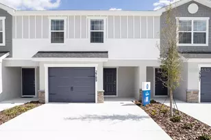 2789 Idyll Lks Cir, Plant City, FL 33566 - Photo 1