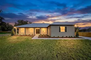 2407 Old Medulla Rd, Lakeland, FL 33811 - Photo 2