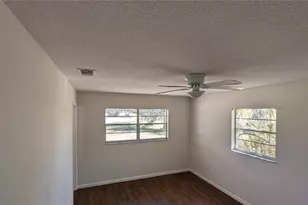 101 Voss Ct, Sebring, FL 33876 - Photo 4