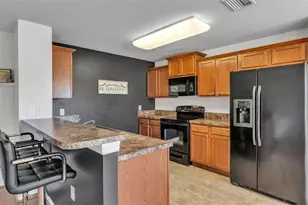 2447 Ladoga Dr, Lakeland, FL 33805 - Photo 10