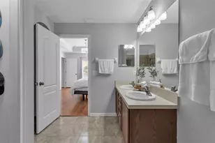 2447 Ladoga Dr, Lakeland, FL 33805 - Photo 18