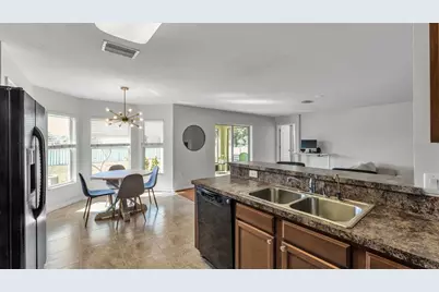 2447 Ladoga Drive, Lakeland, FL 33805 - Photo 4