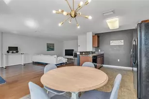 2447 Ladoga Dr, Lakeland, FL 33805 - Photo 8