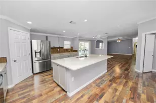 7405 Shoupe Rd, Plant City, FL 33565 - Photo 10