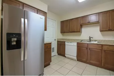 5048 Fairfield Court, Lakeland, FL 33811 - Photo 6