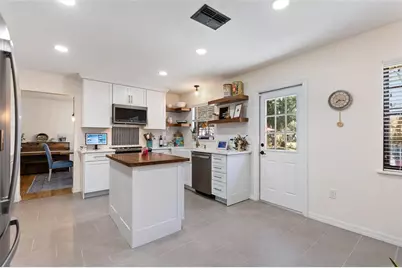 7853 Rolling Grove Drive E, Lakeland, FL 33810 - Photo 18