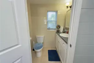 433 86th Ave N, Saint Petersburg, FL 33702 - Photo 18