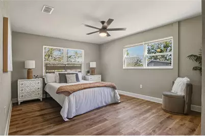 400 Patica Road NE, Saint Petersburg, FL 33702 - Photo 12