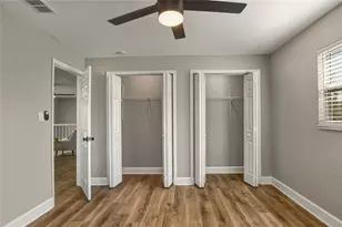 400 Patica Rd NE, Saint Petersburg, FL 33702 - Photo 24