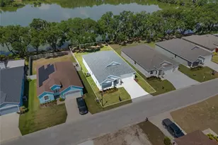 4545 Fairway Oaks Dr, Mulberry, FL 33860 - Photo 2