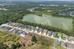 4541 Fairway Oaks Dr, Mulberry, FL 33860 - Photo 4