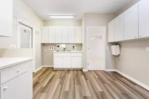 1075 Motorcoach Dr, Polk City, FL 33868 - Photo 34