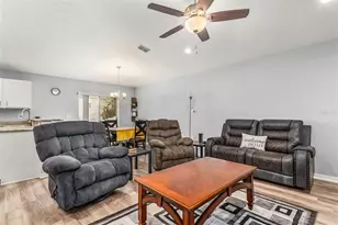 859 Orleans Dr, Eagle Lake, FL 33839 - Photo 8