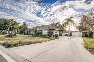 3625 Ashling Dr, Lakeland, FL 33803 - Photo 8